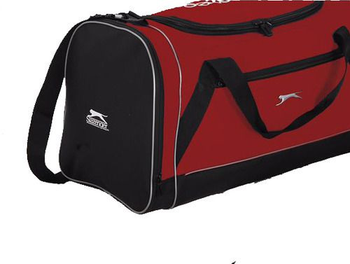 תיק ספורט וטיולים Slazenger בגודל 32