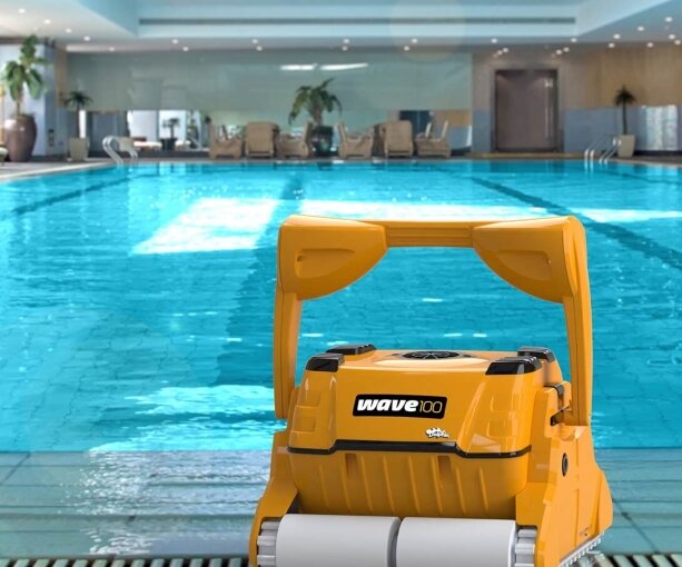 רובוט דולפין לבריכה לניקוי Maytronics WAVE100
