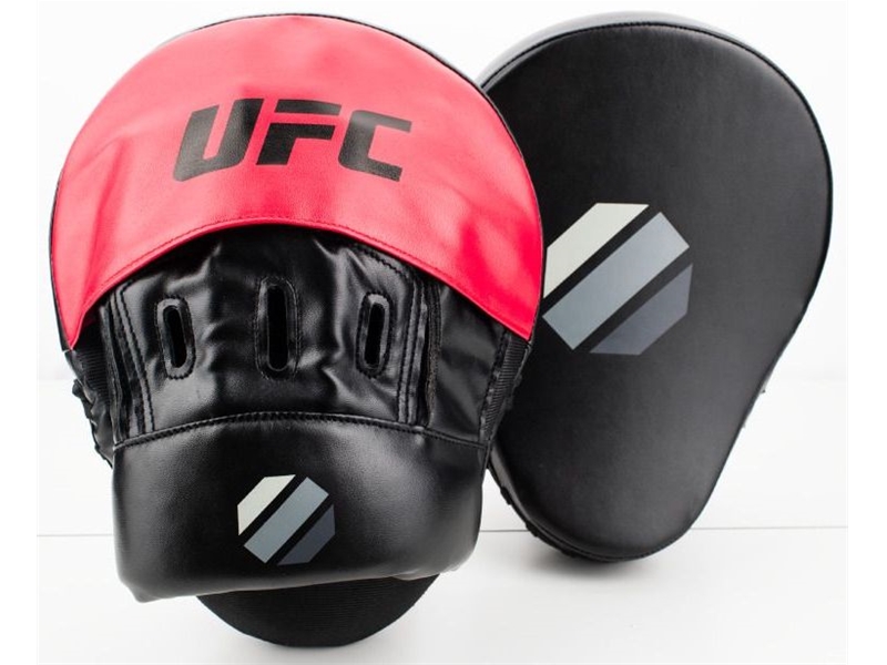 לפה קמורה מקצועית מבית UFC
